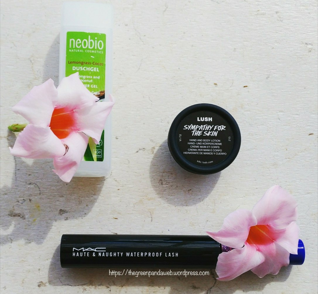 Mac, Mascara, Waterproof, Haute&Naughty, Lush, Sympathy for the skin, Crema, Mani, Viso, Neobio, Doccia schiuma, Lemongrass, Coconut